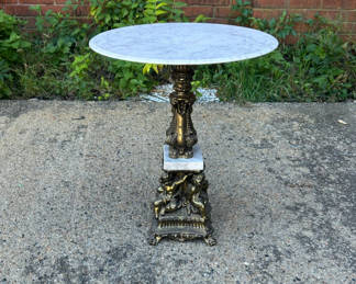 Lot 21: Italian Marble Top Pedestal Table