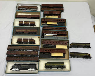 Lot 57: HO Pennsylvania Locomotives, Freight & Passenger Cars