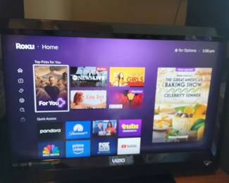 Vizio 32 Roku Smart TV with Bonus Roku Streaming Stick 4K Model E321VL