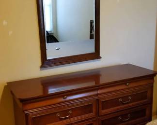 Lexington Dresser And Mirror