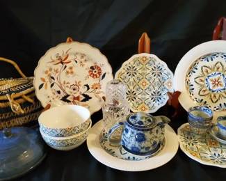Decorative Plates Blue Porcelain Tea Set Collection with Woven Basket