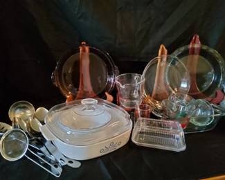Corning Ware Cornflower Corelle Kitchenware Lot Bakeware Serving Set