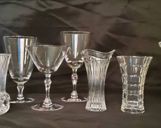 Elegant Crystal Stemware Set Martini, Wine, Water Goblets Vases