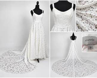 Truvelle Annie Wedding Dress Size 10 Floral Organza, Long Train