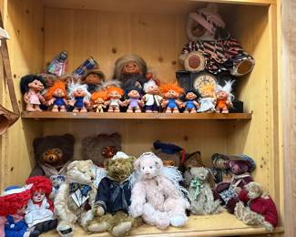 Vintage original troll dolls & collectible teddy bears 