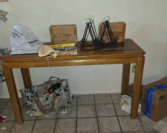 Sofa/entry table *matches coffee & end tables