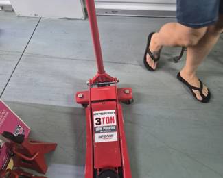 3 ton Jack 35.00