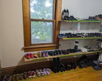 Women’s Shoes size 5, 5.5, 6, 6.5, 7, 7.5, 8, 8.5, 9 including running, hiking, boots, slippers, dress shoes, brands including Under Armor, Sketchers, Keen, Ugg, Merril, and many more! Men’s Shoes size 10.5, 11