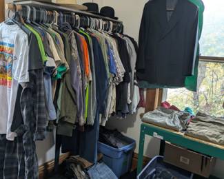 Modern & Vintage Women’s Tops x-small, small, medium, large, x-large including brand names Columbia, North Face, Michael Kors, many hunting, beer, and bar shirts including brand names Browning, Cabela’s, Guinness, War Pig and SO MUCH MORE! Modern & Vintage Women’s Pants and Bottoms sizes 4, 6, 8, and 10, including brand names Lucky Brand, Michael Kors, North Face, Columbia, and many more! Modern Men’s Tops small, medium, large, x-large, and XXL, many hunting, beer, and bar shirts including brand names Cabela’s, Guinness, Easy Street, and so many more! Modern Men’s Pants and Shorts 34x32, 34x34, 35, 36x32, 36x34, 38x32, LOTS of black denim jeans in 36x34, including brand names Wrangler, Levi, and more!