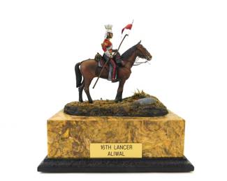 017 lot0799 Rare British Painted Toy Miniature Figurine Statue 16th Queen s Lancers 