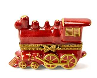 117 lot0800 Limoges France Burgundy Steam Locomotive Train Porcelain Trinket Box