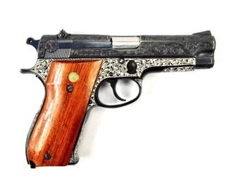 002 lot0024 Smith Wesson Model 39 Engraved 9mm Parabellum Luger Pistol