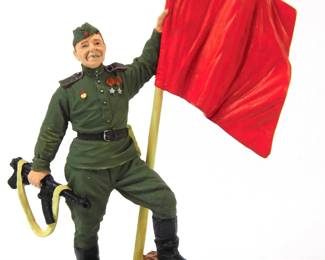 075 lot0068 Vintage 1970s European EK Castings Colored Tin Toy Soldier USSR Guards C
