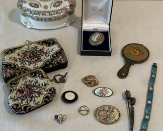 Lot 30: Victorian Era Costume Jewelry And Jewelry Travel Bag