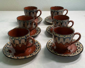 Lot 80: Bulgarian Troyan Teacups
