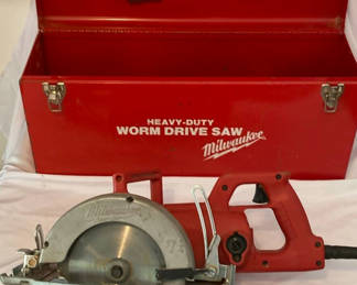 Lot 105: Milwaukee Worm Drive Circular Saw