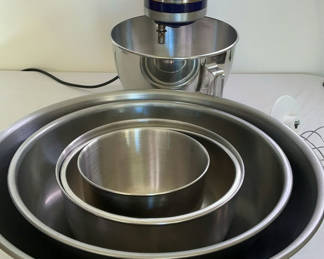 Lot 65: Kitchen Aid Mixer And Stainless Bowls