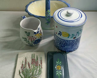 Lot 82: Assorted Decorative Ceramic Household Items