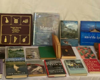 Lot 95: Eclectic collection of interesting Books
