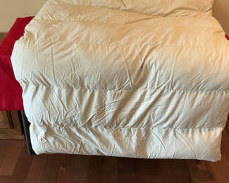 Lot 13: Weighted Comfoter And Lightweight Comforter