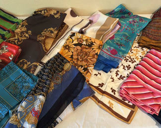 Lot 39: Vintage Scarves, Handkerchiefs, Gloves, And Clutches