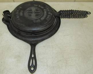 Rare Griswold #9 Waffle Iron