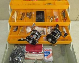 Tackle Box w/Vintage Fishing Reels & Lures