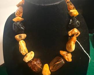 Amber Chunk Necklace 