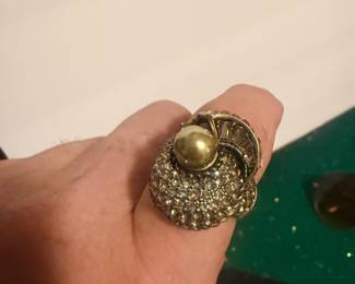 Heidi Daus Ring