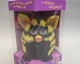 185 Vintage Tiger electronics Bumblebee Furby