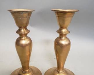 252 Pair of vintage brass candlesticks