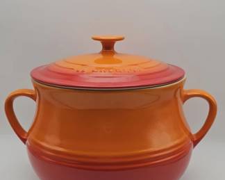 468h Vintage Le Creuset flame orange enameled cast