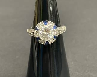 645h Sterling silver ring with blue and clear cubic