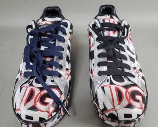087 101 Dolce Gabbana leather graffiti print sneakers