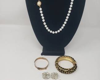158 84 Vintage signed designer jewelry