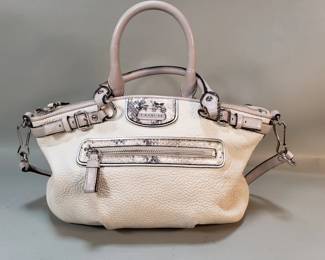 227 Vintage Coach leather handbag witb silver tone