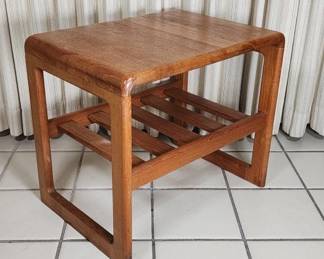 020 336h Midcentury Danish teak Dyrlund side table