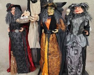 172 Group of Halloween witch decorations