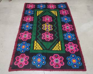 115 204 Vintage Turkishstyle handmade wool rug
