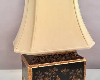 490 Vintage handpainted chinoiserie accent