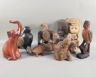 301 Group of vintage carved wood figurines