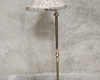 583h Brass swingarm floor lamp with beaded paisley