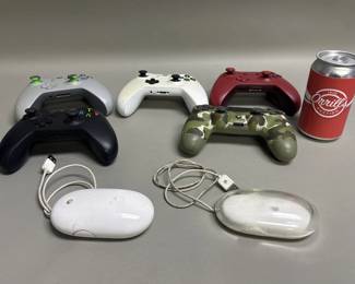 368 Group of Xbox one controllers, PlayStation