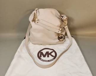 228 Vintage Michael Kors cream leather cross body