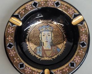 517 Hand made ceramic ashtray gilt with 24k gold paint