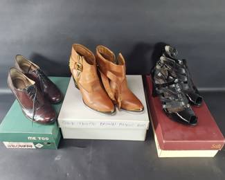 602 Group of womens shoes by Coconuts, Sfft,