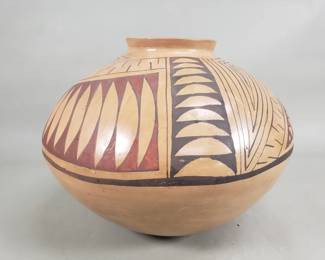 416 Vintage southwest style polychrome pottery