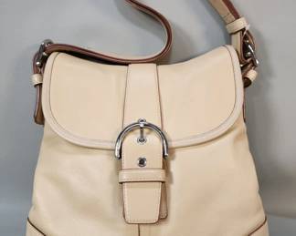 159 Vintage Coach leather shoulder bag