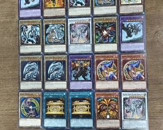 418h Lot of YuGiOh trading cards