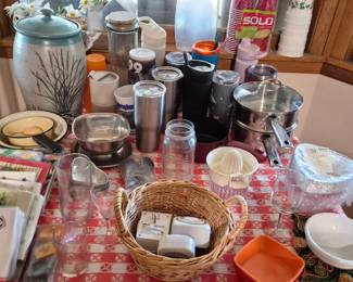 More kitchen